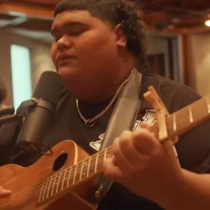 Iam Tongi - Over The Rainbow Iam Tongi - Over The Rainbow