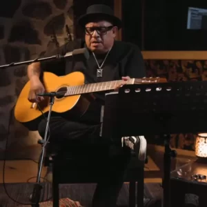 Armando Palomas Armando Palomas