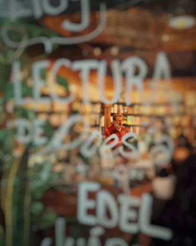 Edel Juárez Lectura