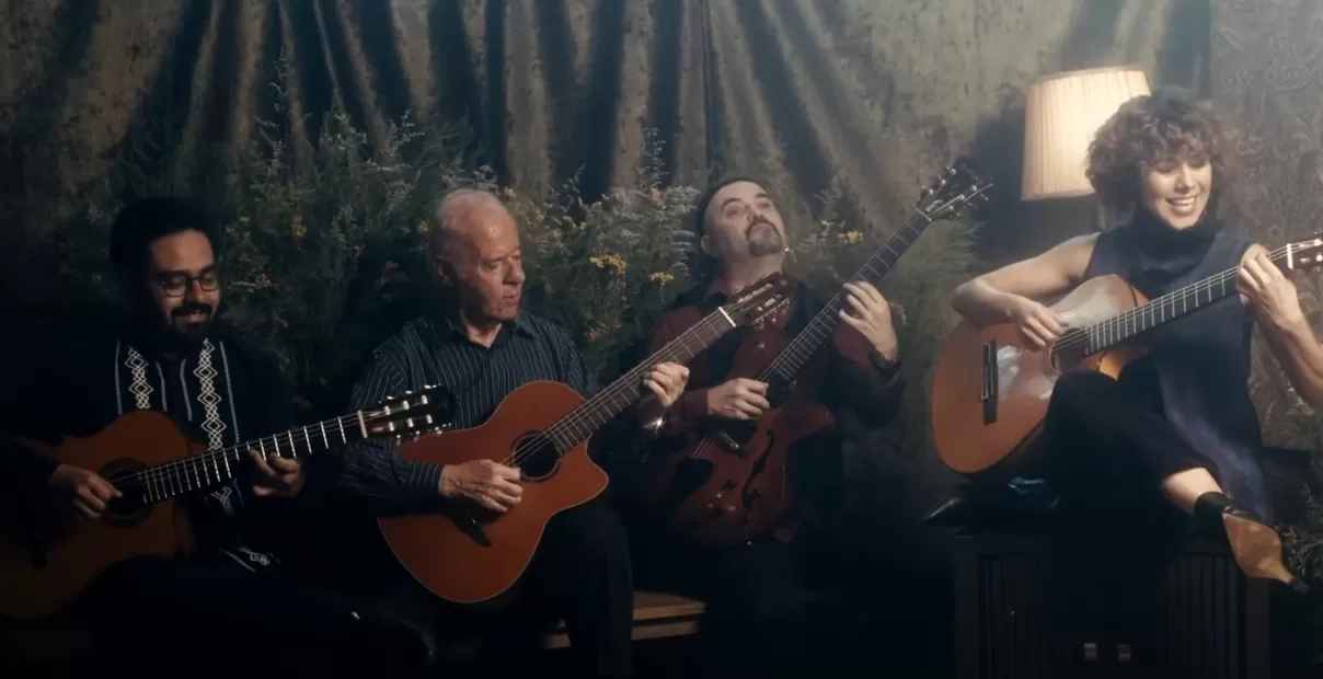 Rosalía León – Guitarreros feat. Los Macorinos, Francisco Lelo de Larrea