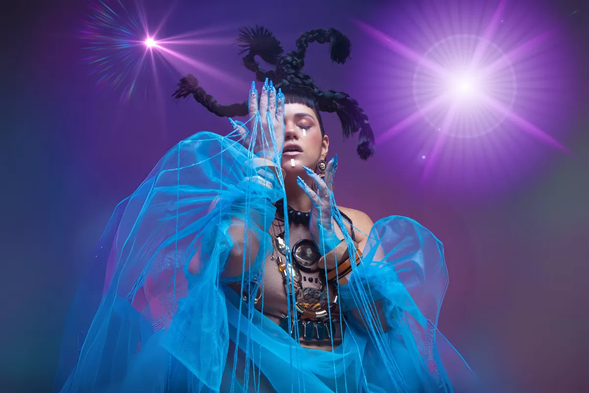 Perla López: La Voz de un México que Celebra su Pasado y Abraza el Presente