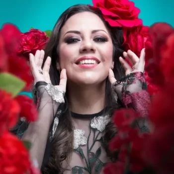 Lore Aquino - NACIMAHÍ