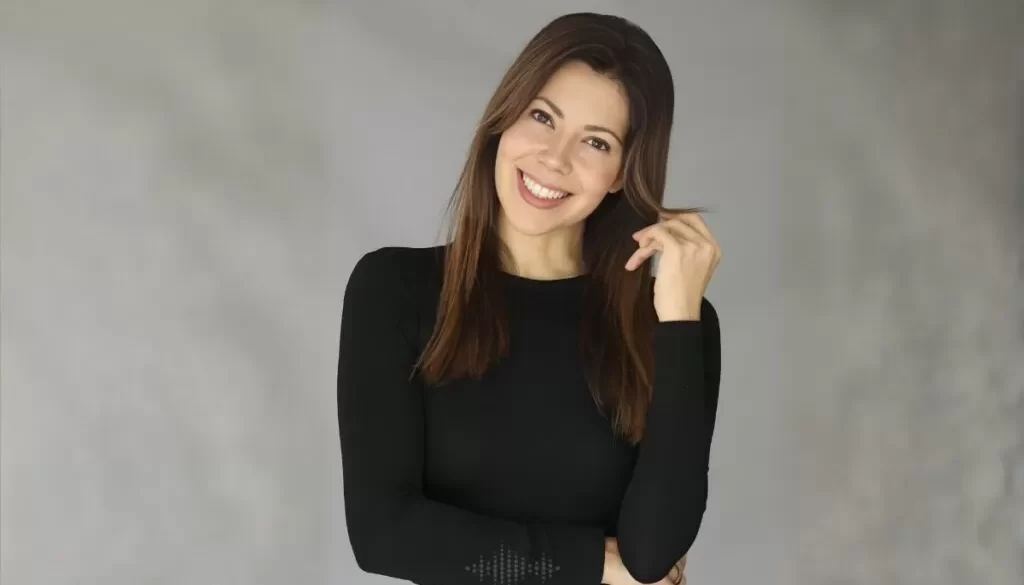 Mariana Gurrola P - Forever Young